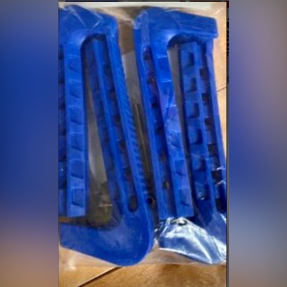 NIB Skate Mate Matrix Hard Skating Guards Blue Brand New Canada